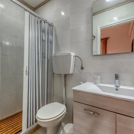 Nest 27 Lecce