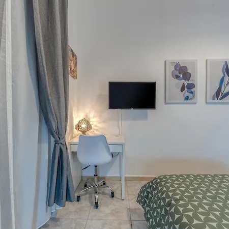 Nest 27 *